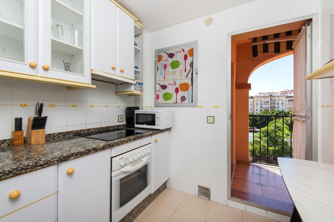 Boliches Center Apartment Next To The Beach, Parking, Pool & Terrace Fuengirola Exterior foto